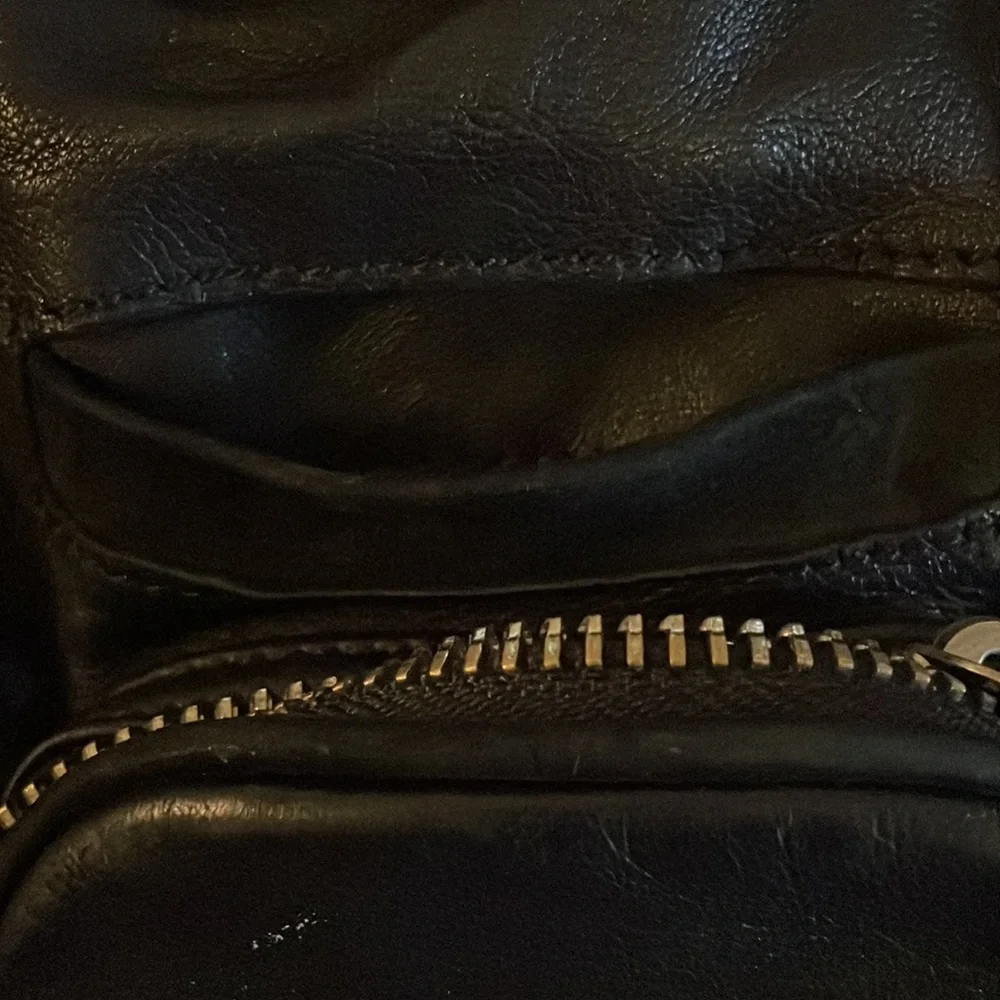 Black leather hobo Alexander wang INSPIRED  -excellent condition adjustable tie